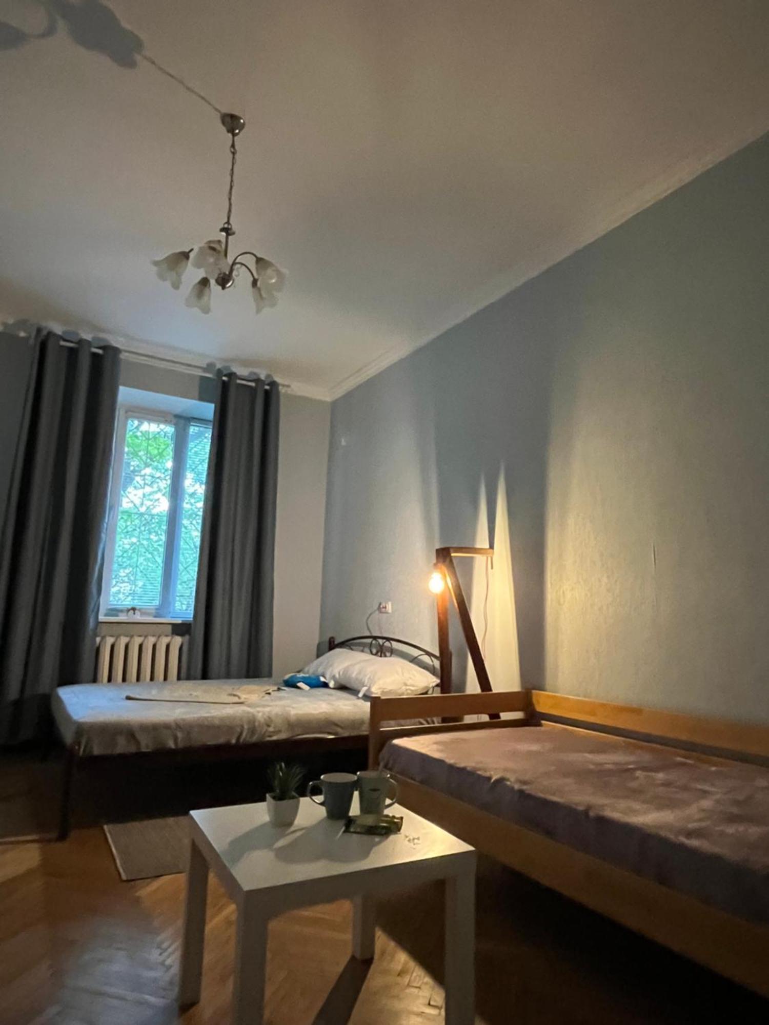 Ararat-Klovskaya Hostel-Apartments Kiev Exterior foto